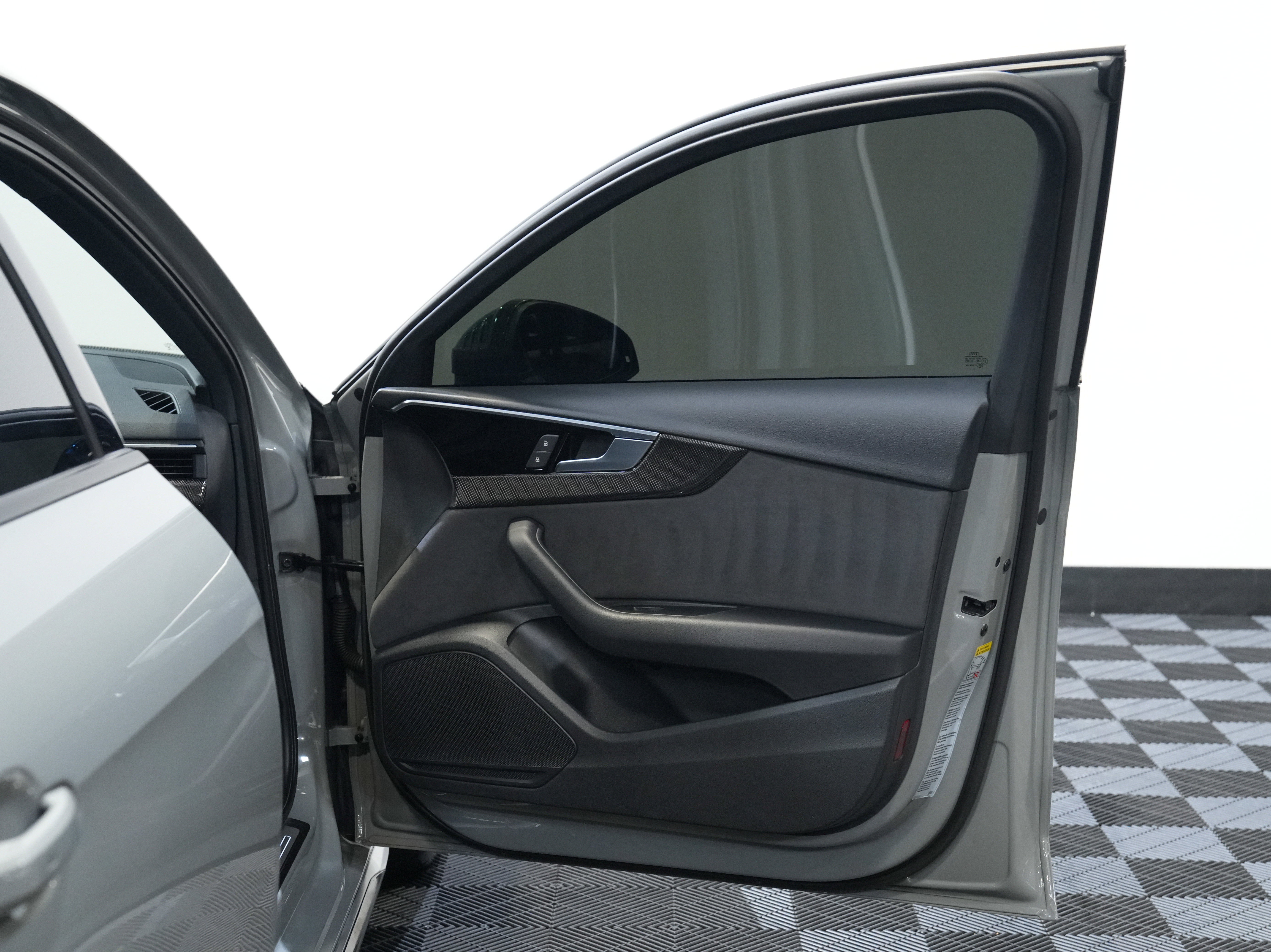 Used 2022 Audi S4 Premium image 23