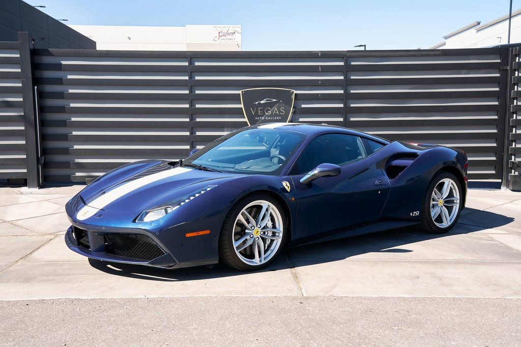 Used 2018 Ferrari 488 GTB image 5