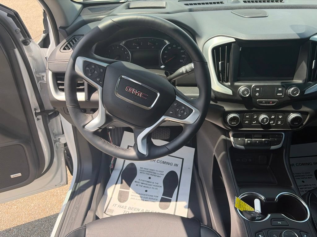 Used 2024 GMC Terrain SLT w/ Infotainment Package II AWD/4WD image 14