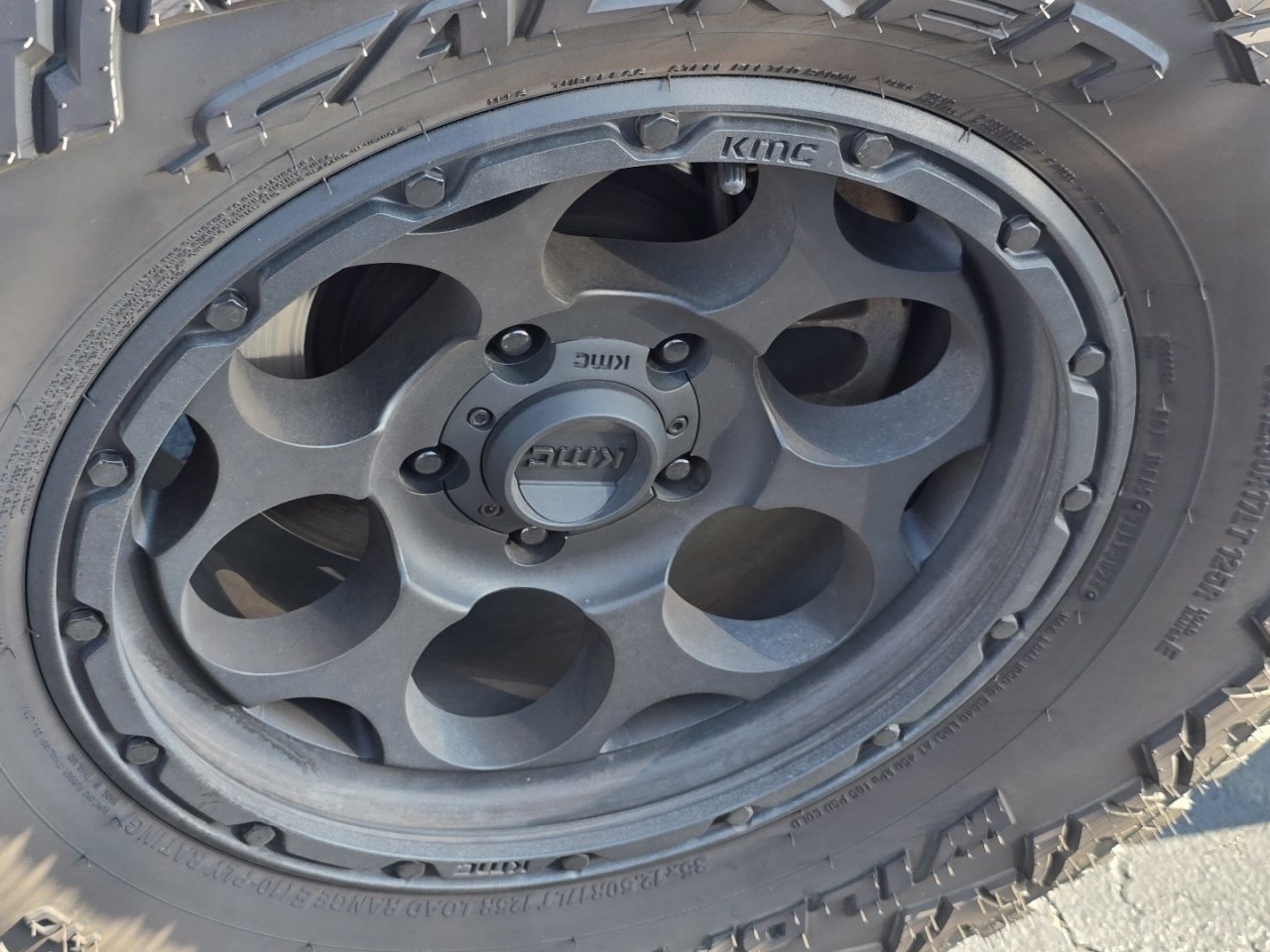 Used 2018 Jeep Wrangler Rubicon AWD/4WD image 20