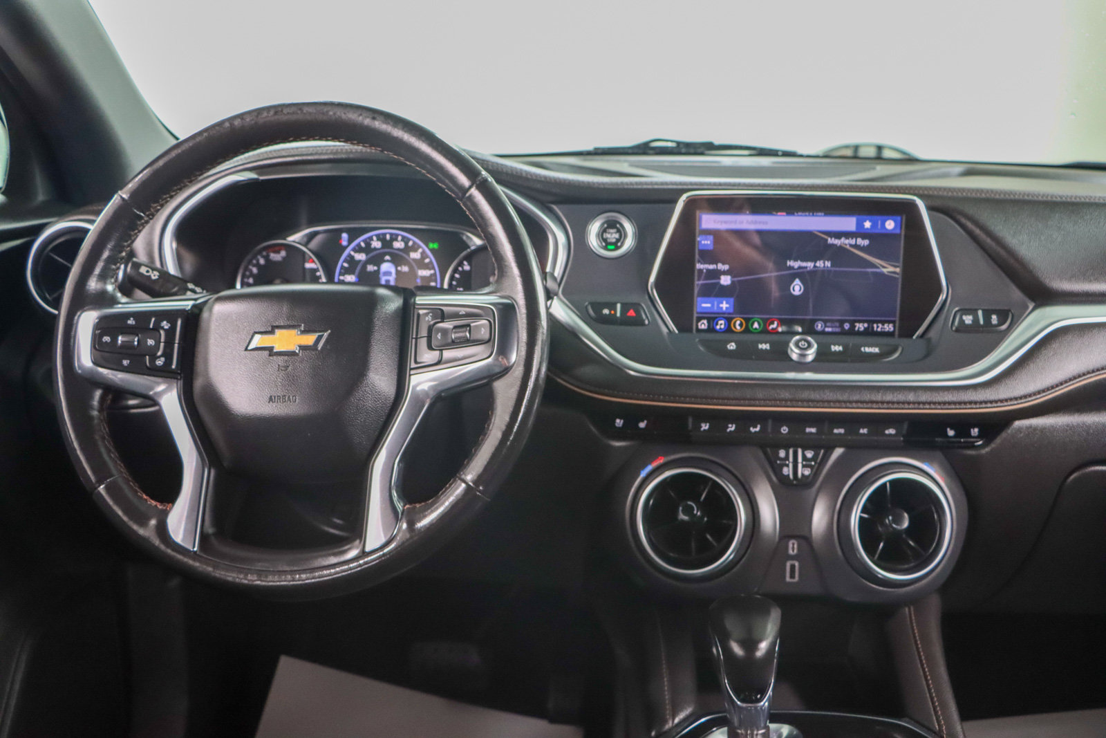 Used 2022 Chevrolet Blazer Premier w/ Enhanced Convenience Package FWD image 17