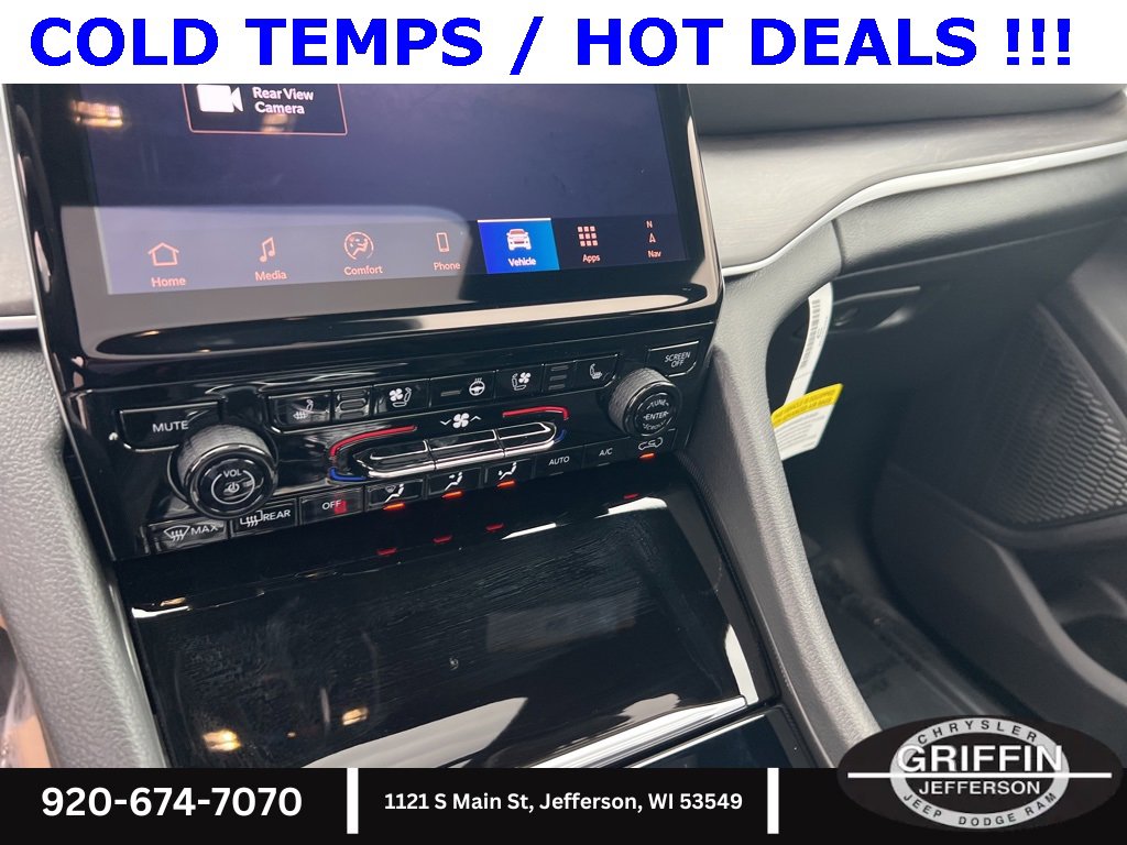 New 2025 Jeep Grand Cherokee Limited w/ Luxury Tech Group II image 28