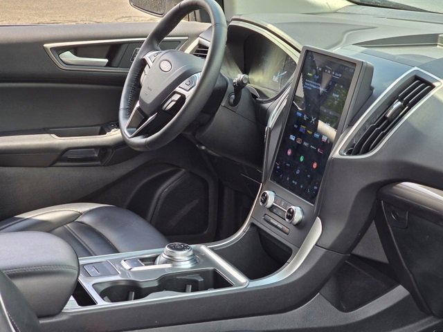 Used 2024 Ford Edge SEL image 28