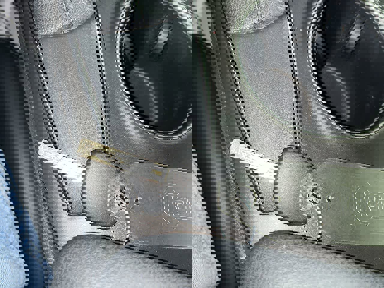 Used 2021 Toyota Camry SE image 23