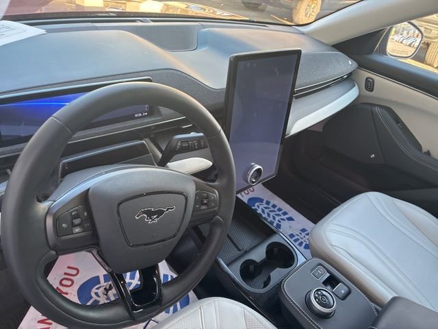 Used 2023 Ford Mustang Mach-E Premium image 23