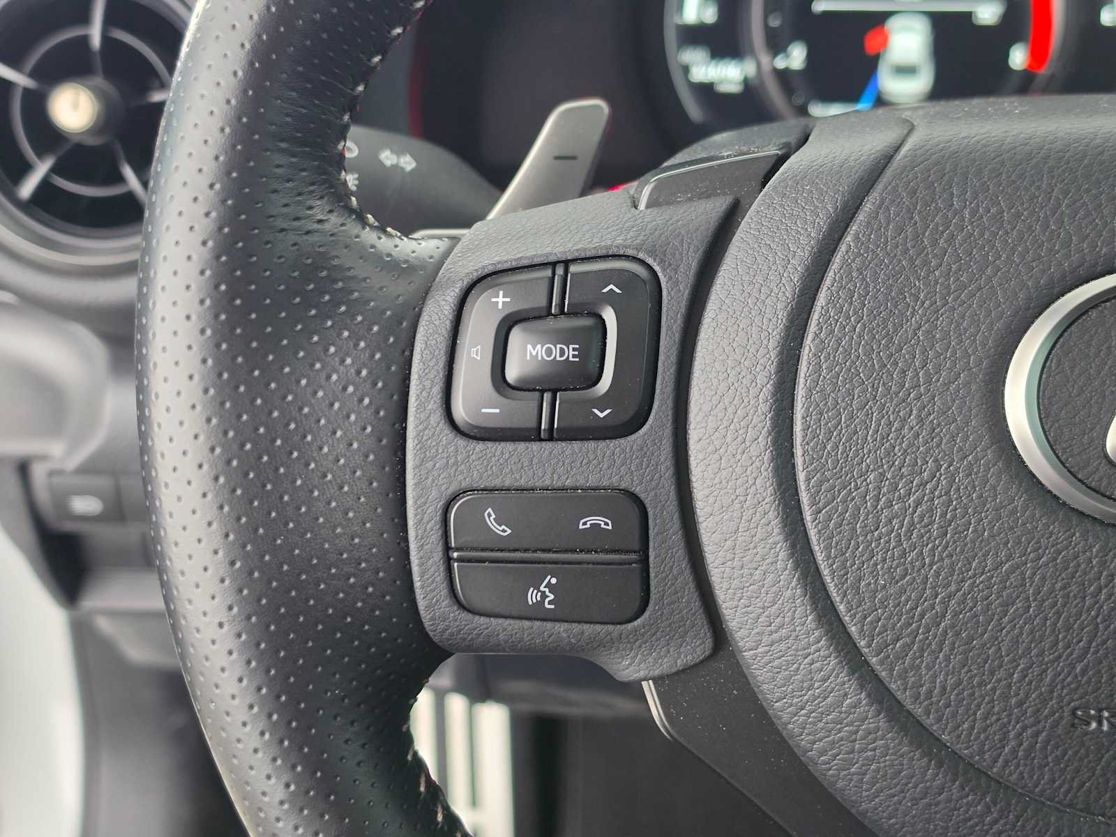 Used 2024 Lexus IS 350 F Sport RWD image 30