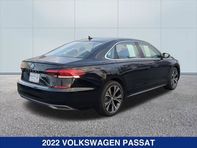 Used 2022 Volkswagen Passat 2.0T SE FWD image 5