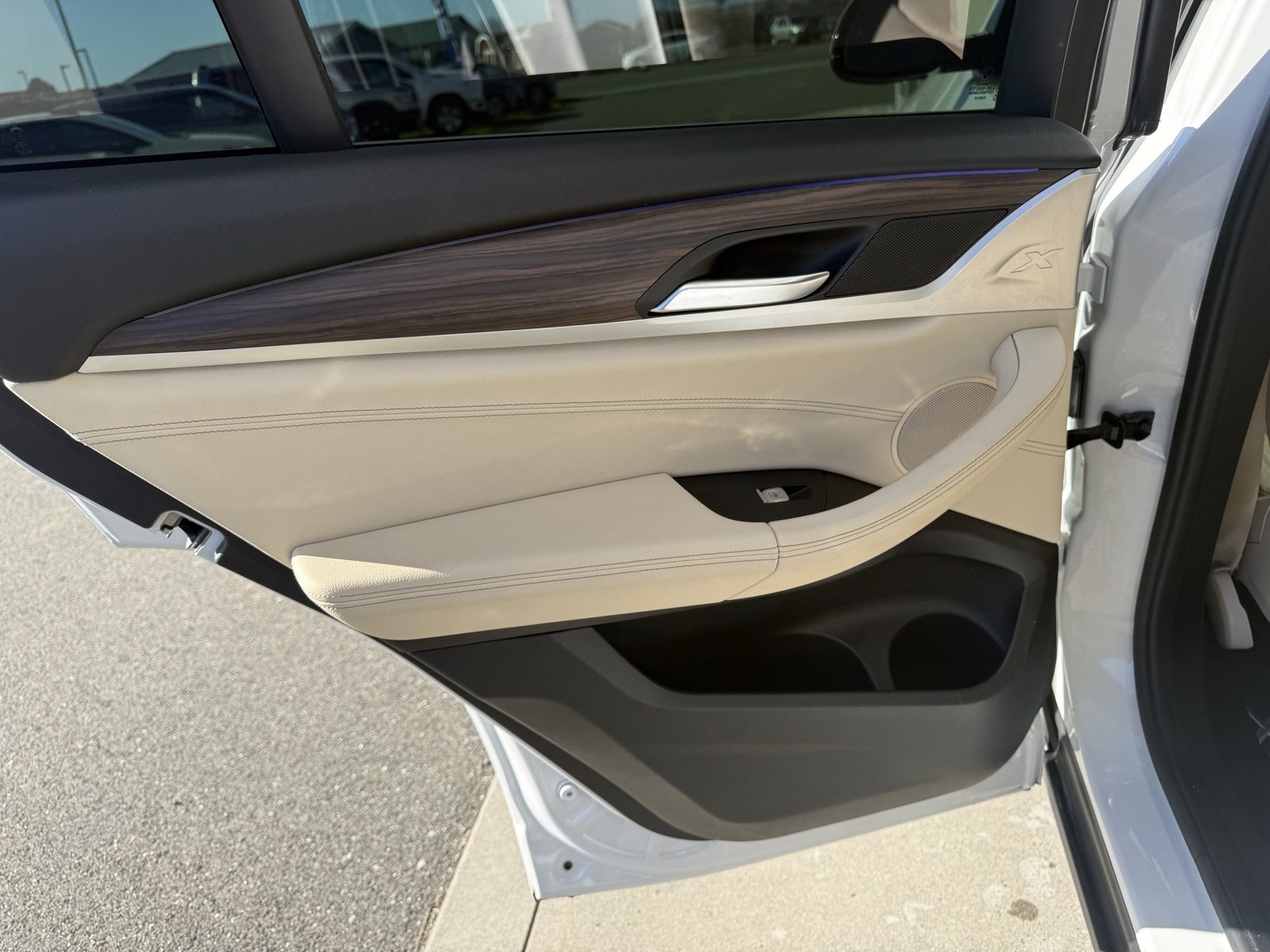 Used 2021 BMW X4 xDrive30i w/ Premium Package image 29