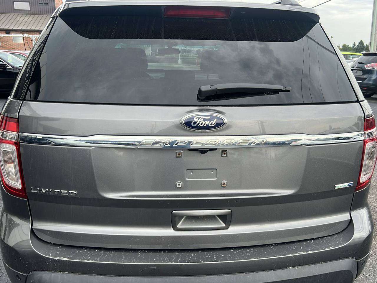 Used 2014 Ford Explorer Limited w/ Equipment Group 301A AWD/4WD image 4