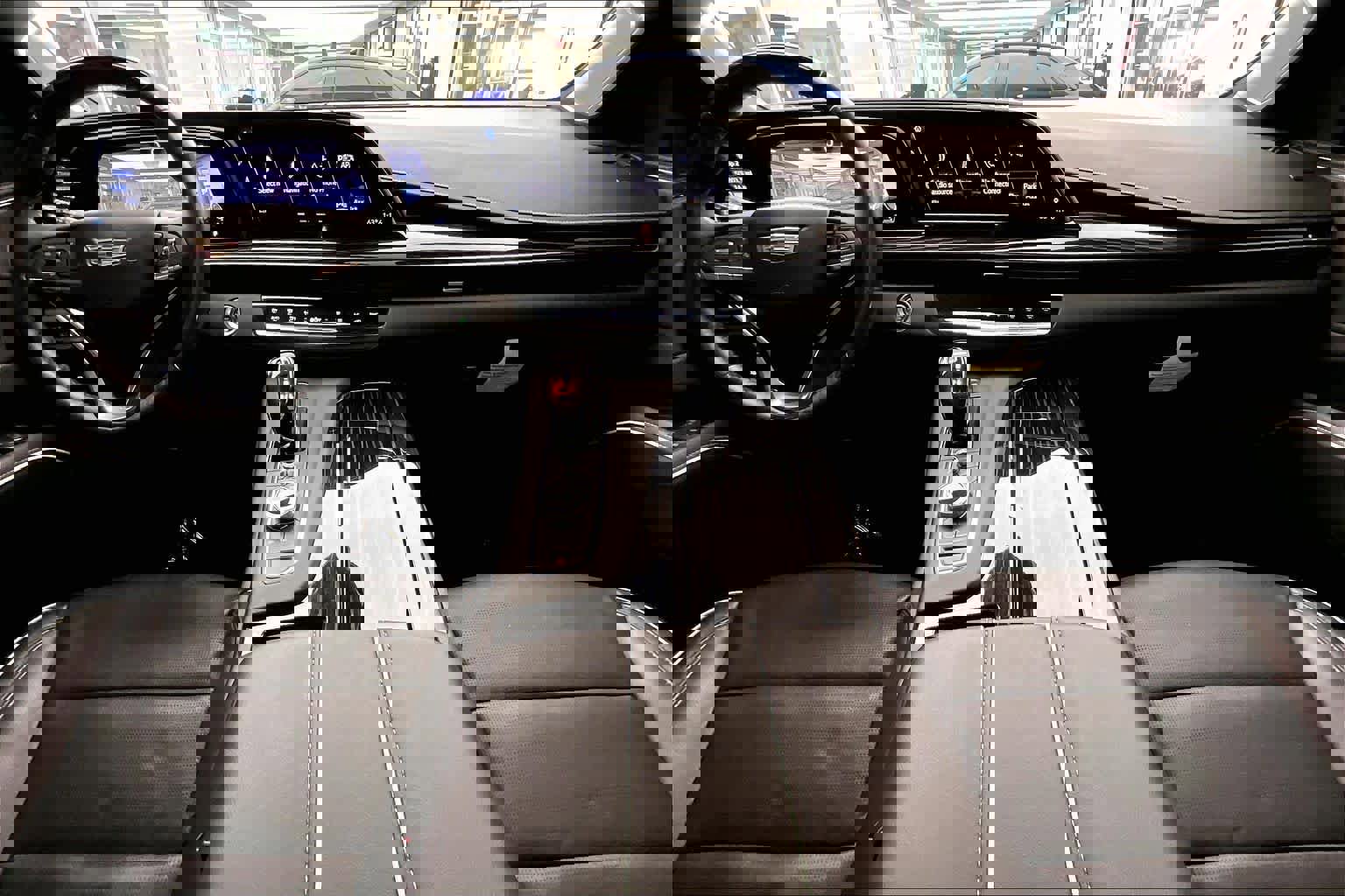 Used 2023 Cadillac Escalade Sport w/ Touring Package image 15