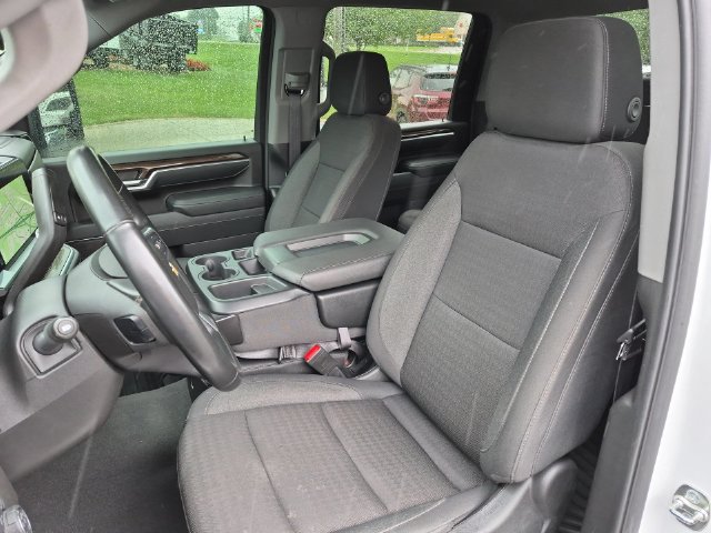Used 2025 Chevrolet Silverado 2500 LT w/ Convenience Package AWD/4WD image 21