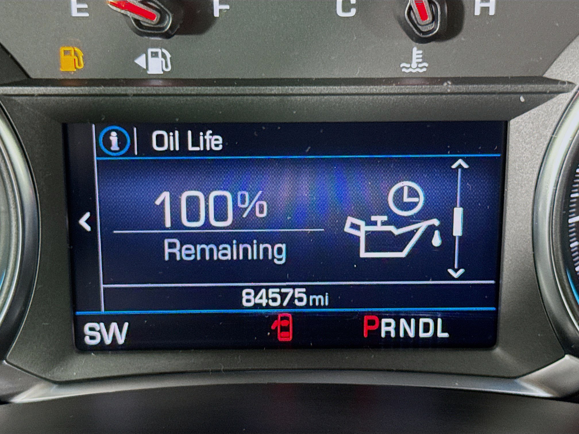 Used 2023 Chevrolet Equinox LT w/ LPO, Floor Liner Package FWD image 15