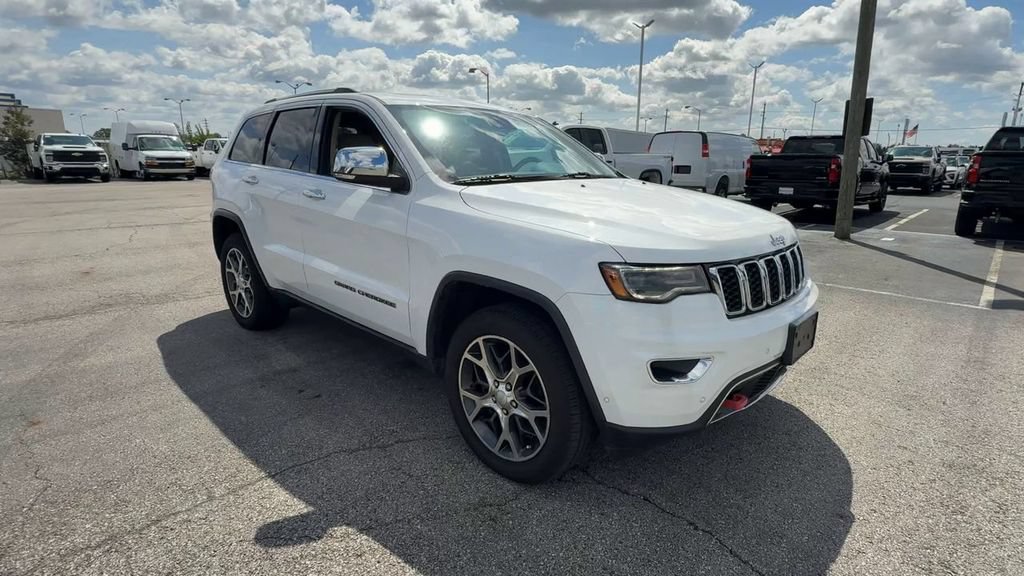 Used 2020 Jeep Grand Cherokee Limited w/ Premium Lighting Group AWD/4WD image 2