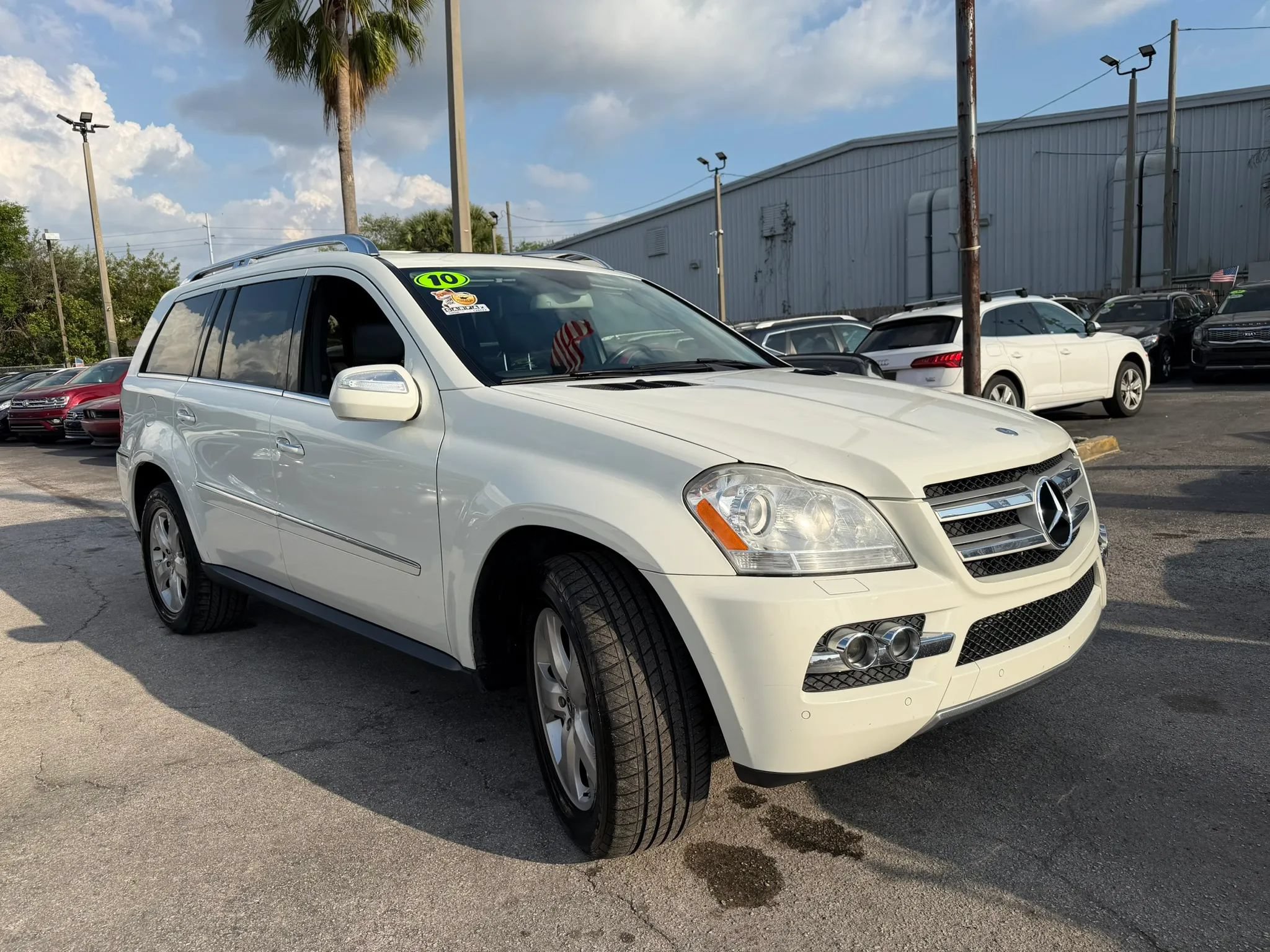 Used 2010 Mercedes-Benz GL 450 4MATIC image 3