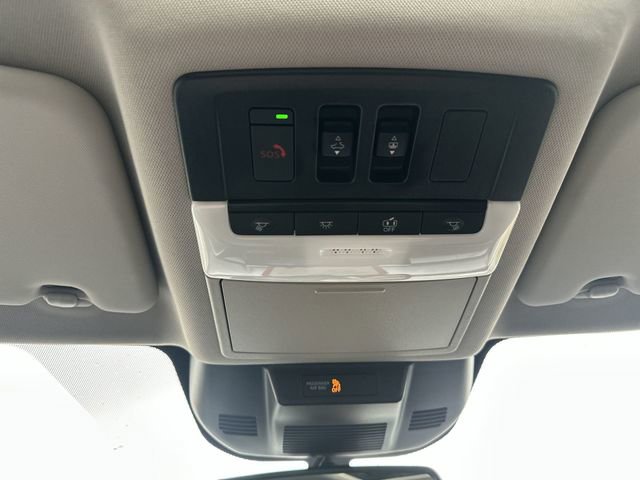 Certified 2024 Nissan Rogue SL w/ SL Premium Package image 19