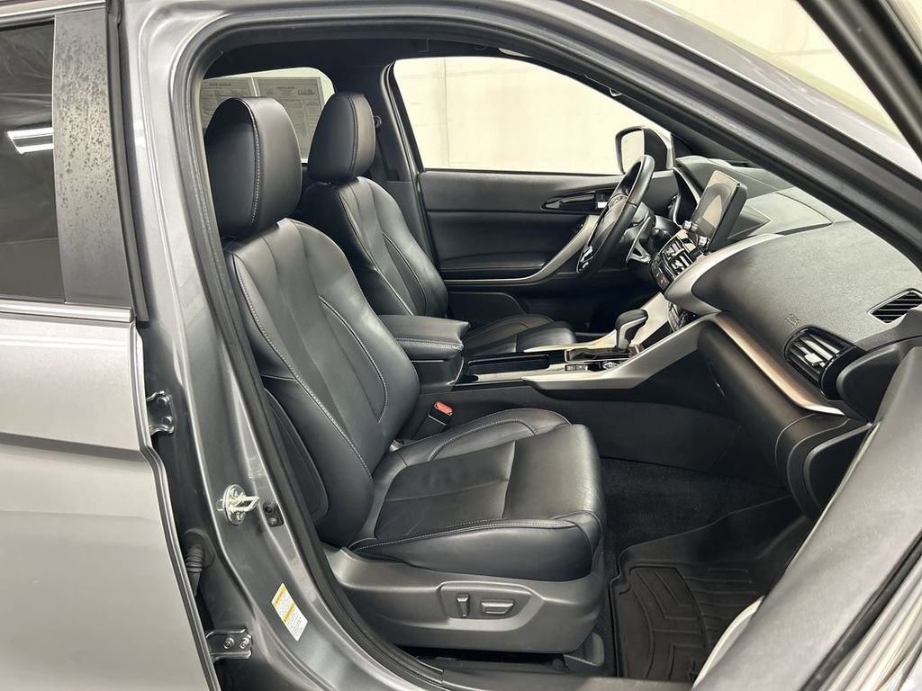 Used 2023 Mitsubishi Eclipse Cross SEL image 24