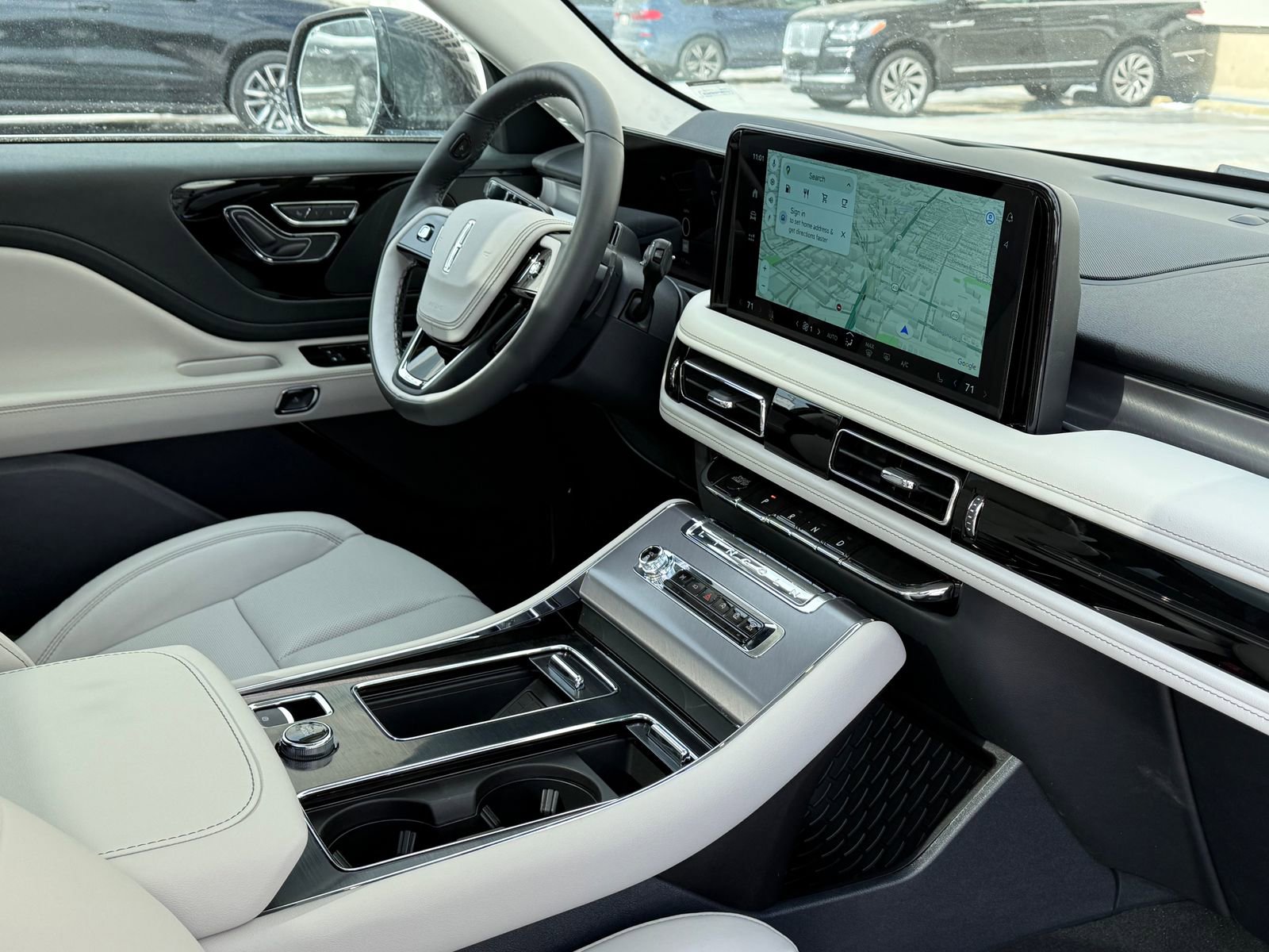 New 2026 Lincoln Aviator AWD image 8