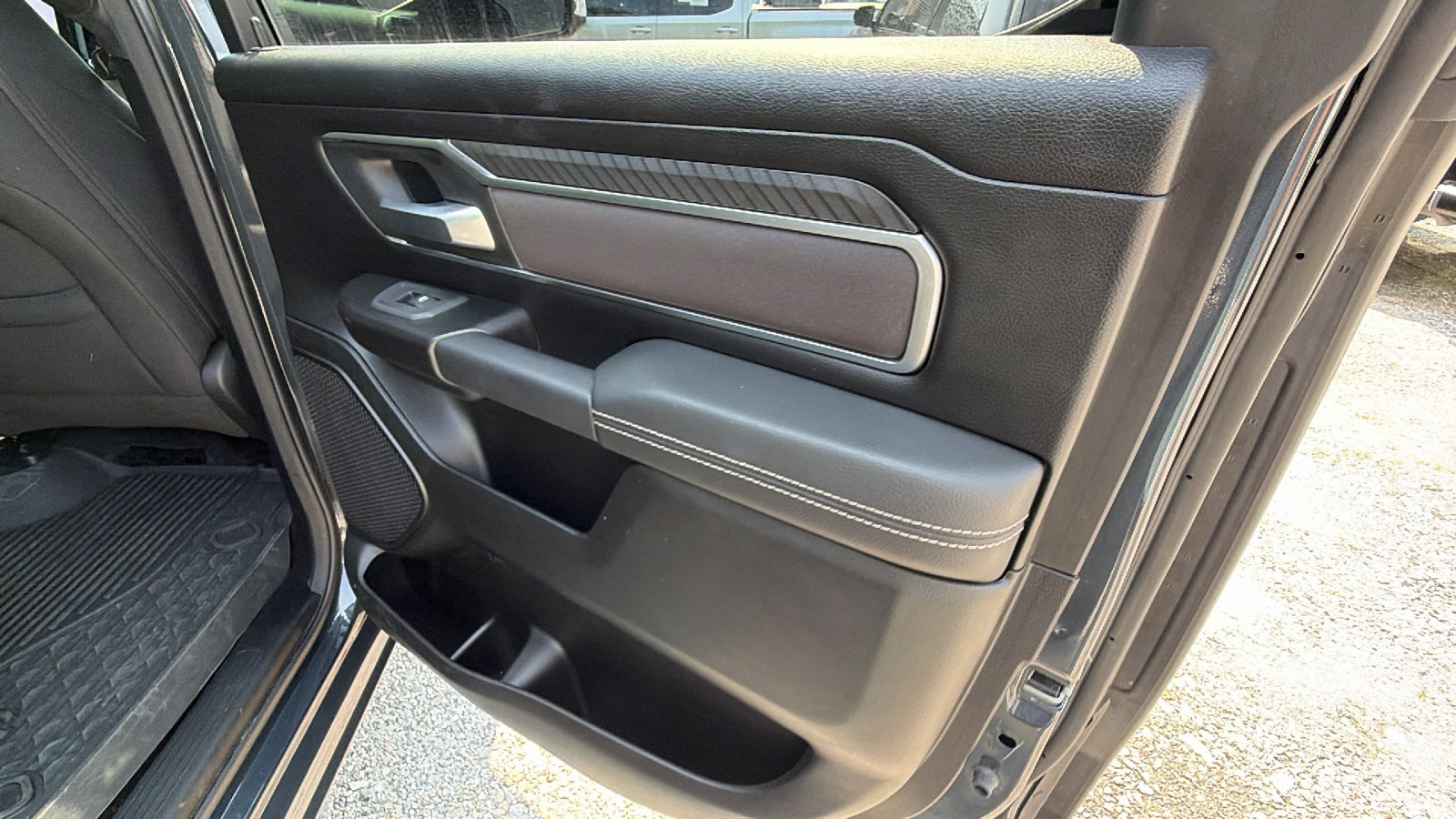 Used 2025 RAM 1500 Big Horn AWD/4WD image 20