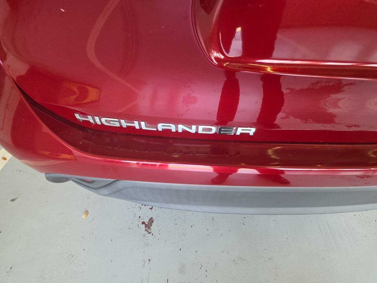 Used 2021 Toyota Highlander XLE FWD image 7