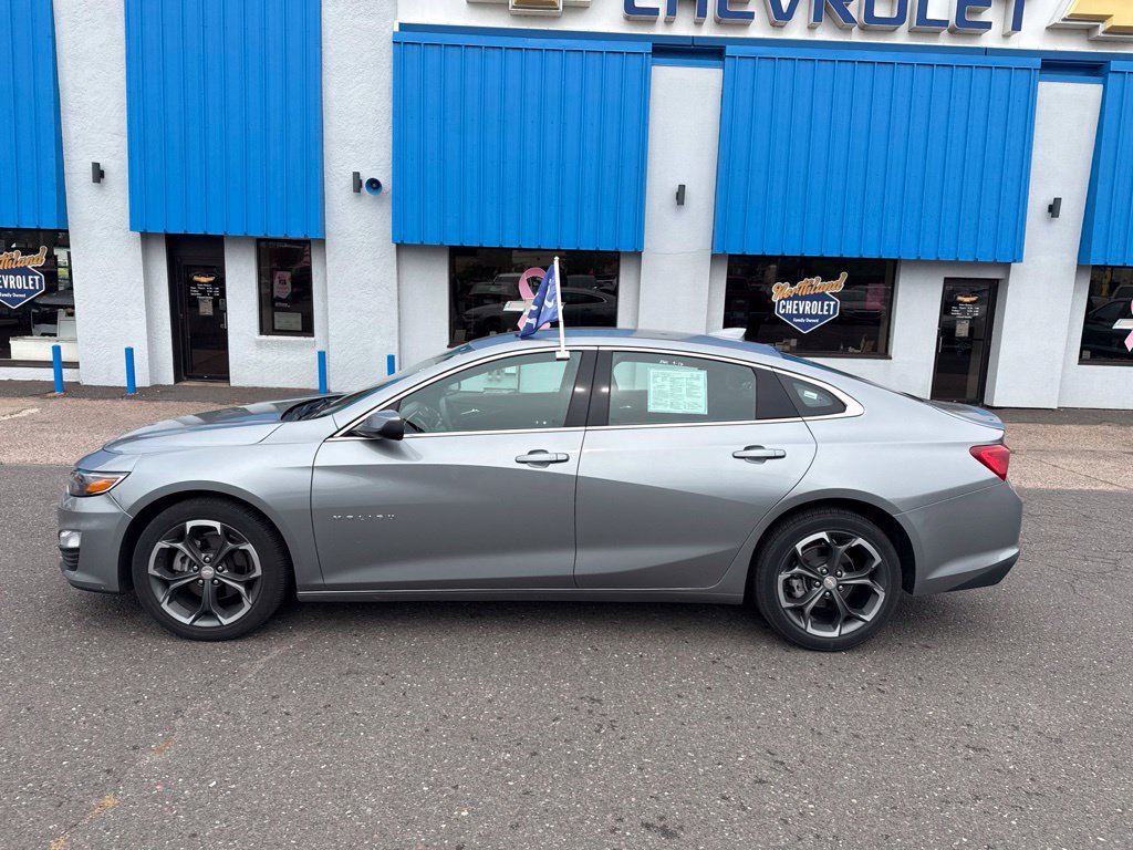 Used 2024 Chevrolet Malibu LT FWD image 19