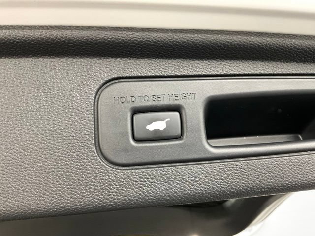 Certified 2025 Honda Odyssey Touring image 11