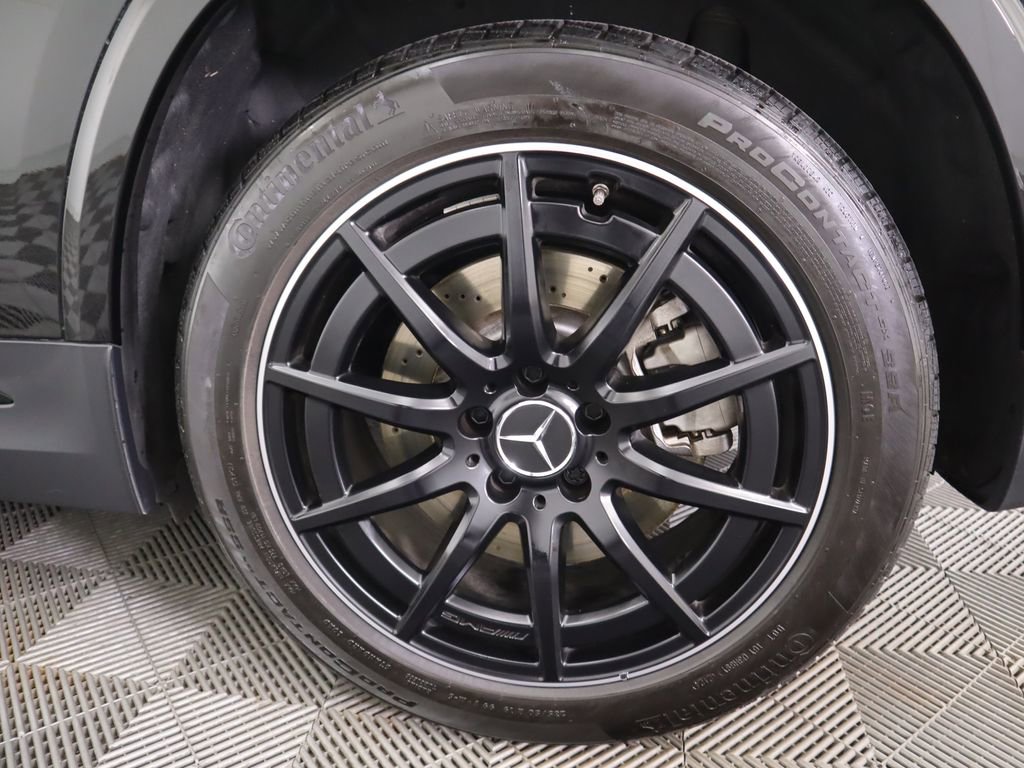 Used 2025 Mercedes-Benz GLA 35 AMG 4MATIC image 31