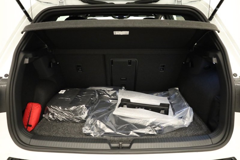 New 2026 Volkswagen Golf w/ Euro Style Package image 37