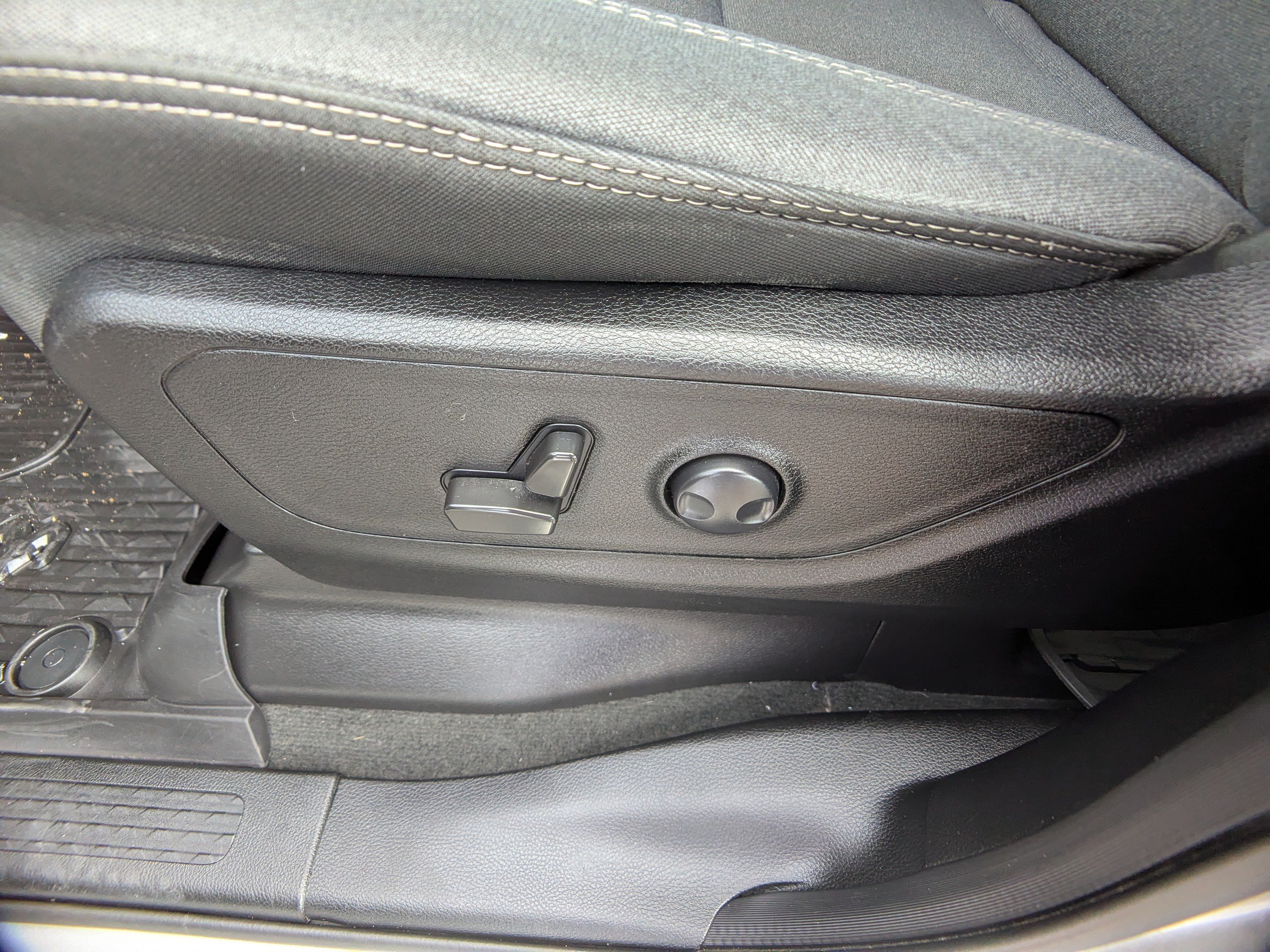 Used 2022 RAM 1500 Big Horn AWD/4WD image 17