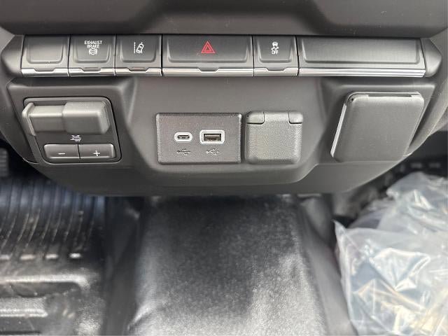 New 2026 GMC Sierra 3500 Pro AWD/4WD image 13
