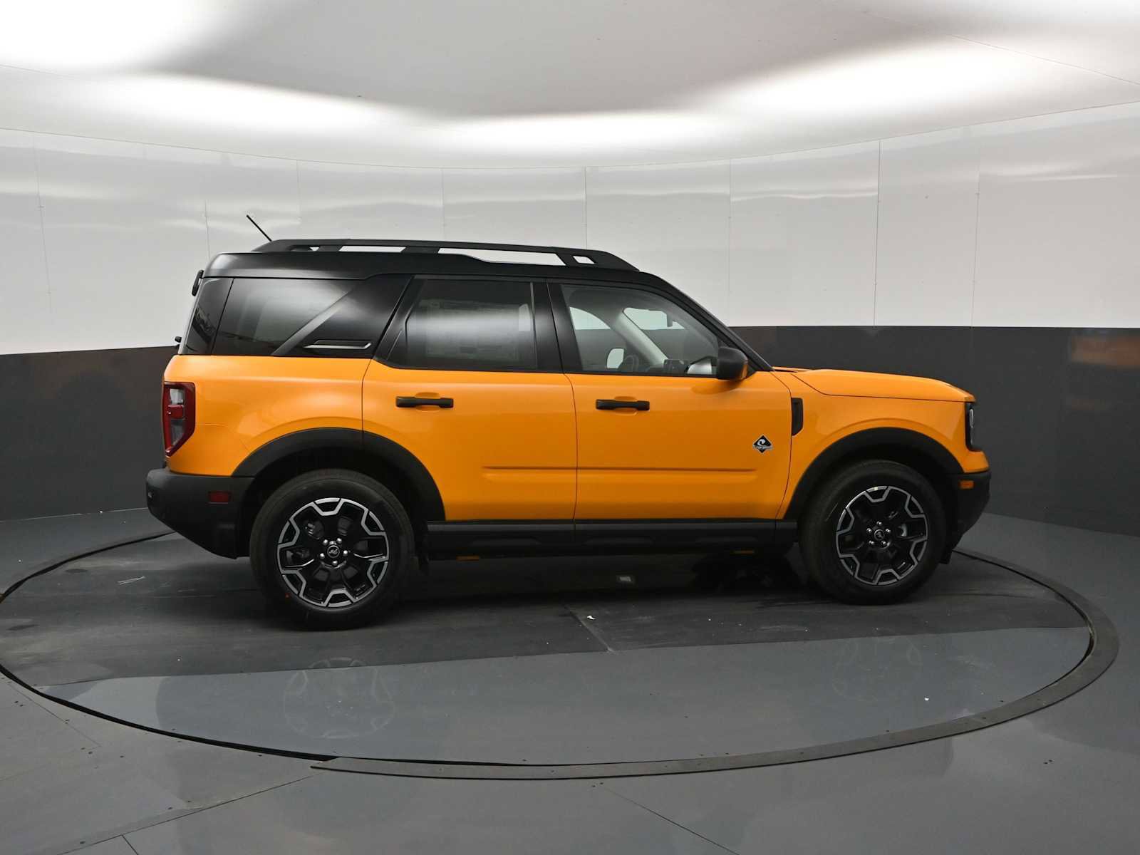 New 2026 Ford Bronco Sport Outer Banks image 9