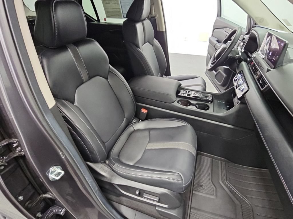 Used 2026 Honda Passport RTL image 39