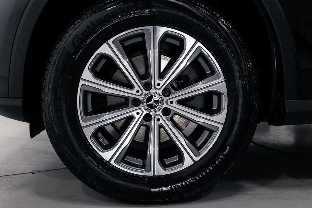 Used 2026 Mercedes-Benz GLC 300 4MATIC image 28