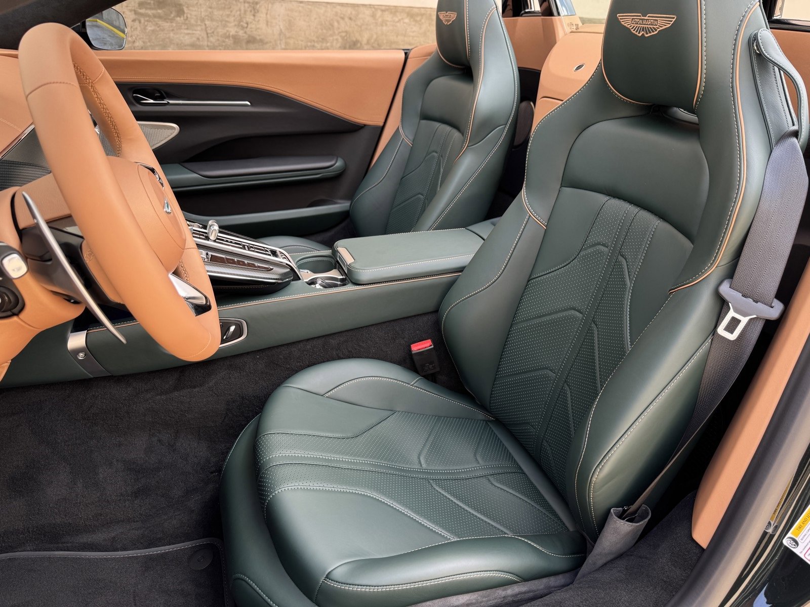 New 2026 Aston Martin V8 Vantage Coupe image 16