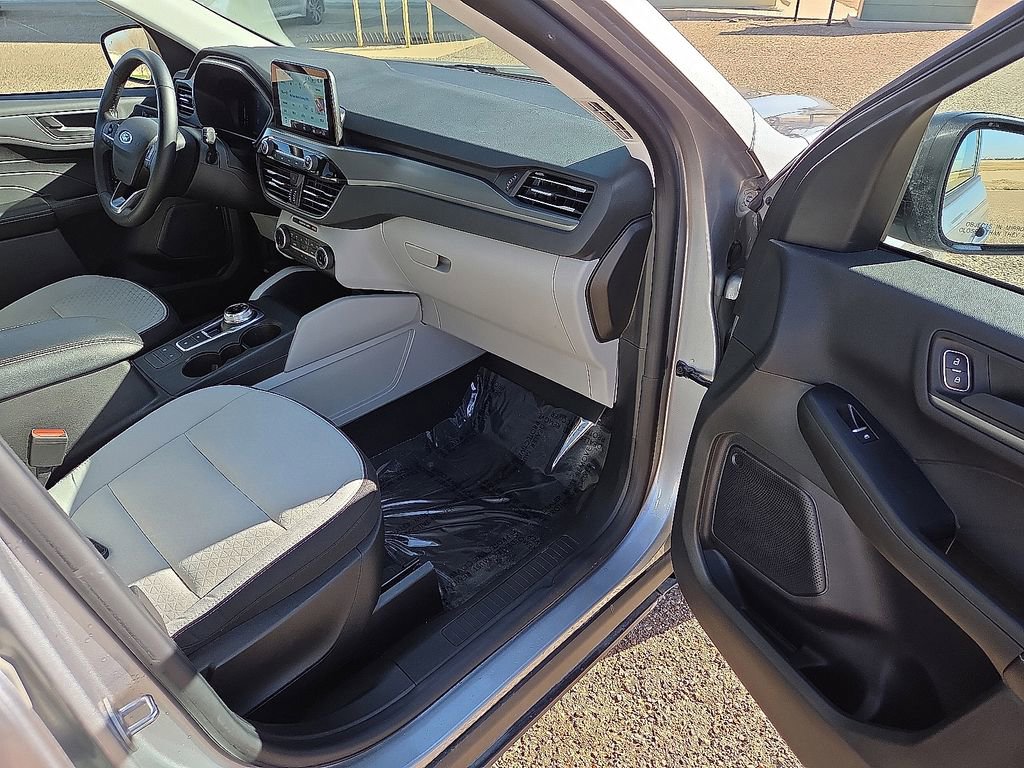 Used 2024 Ford Escape Active image 10