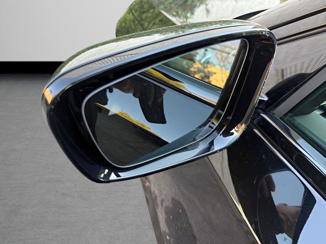 Used 2023 BMW 230i Coupe image 33