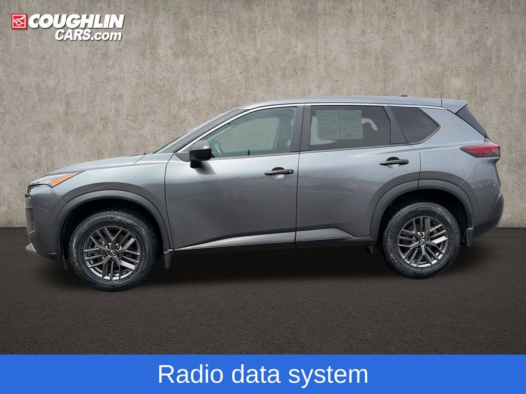 Used 2023 Nissan Rogue S AWD/4WD image 5