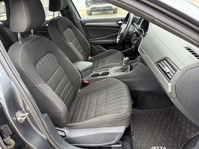 Used 2022 Volkswagen Jetta Sport FWD image 25