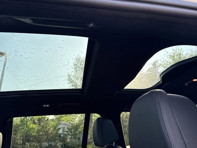 Used 2023 BMW X7 xDrive40i w/ M Sport Package image 22