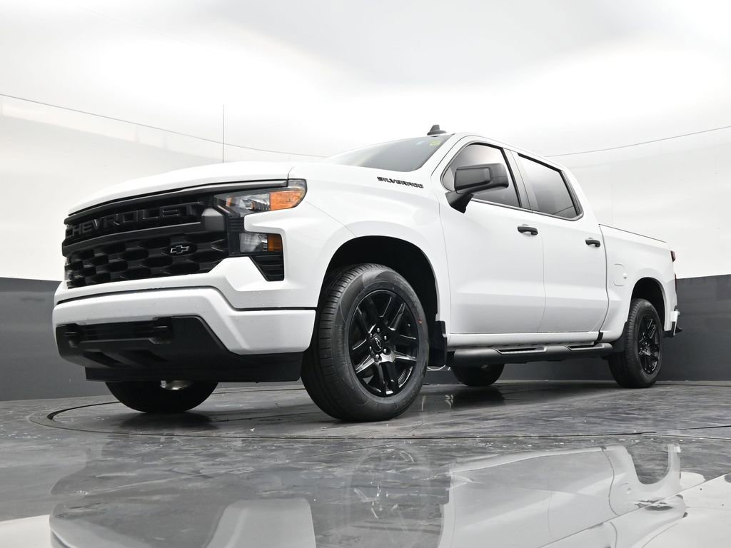 Used 2024 Chevrolet Silverado 1500 Custom w/ Turbomax Blackout Package RWD image 20