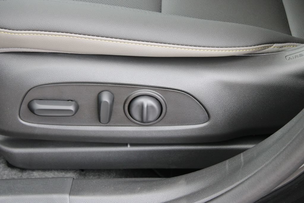 New 2026 Chevrolet Trax ACTIV w/ Driver Confidence Package FWD image 21