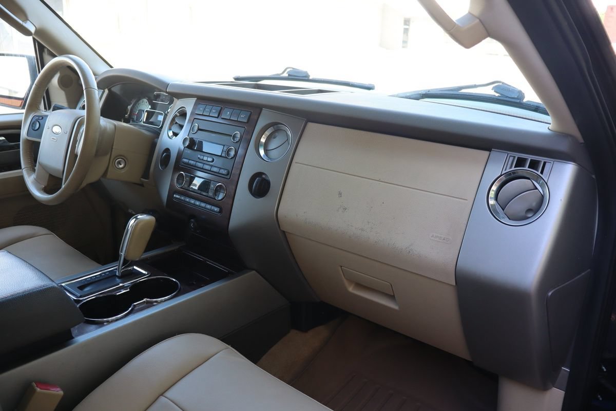 Used 2011 Ford Expedition EL XLT w/ 201A Rapid Spec Order Code AWD/4WD image 17