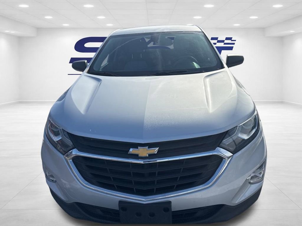 Used 2019 Chevrolet Equinox LS w/ LS Convenience Package image 2
