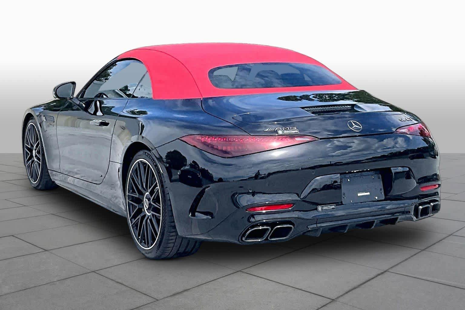Used 2023 Mercedes-Benz SL 63 AMG 4MATIC w/ Driver Assistance Package image 11