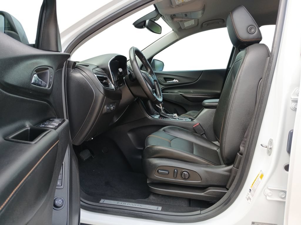 Certified 2022 Chevrolet Equinox Premier w/ LPO, Floor Liner Package FWD image 20