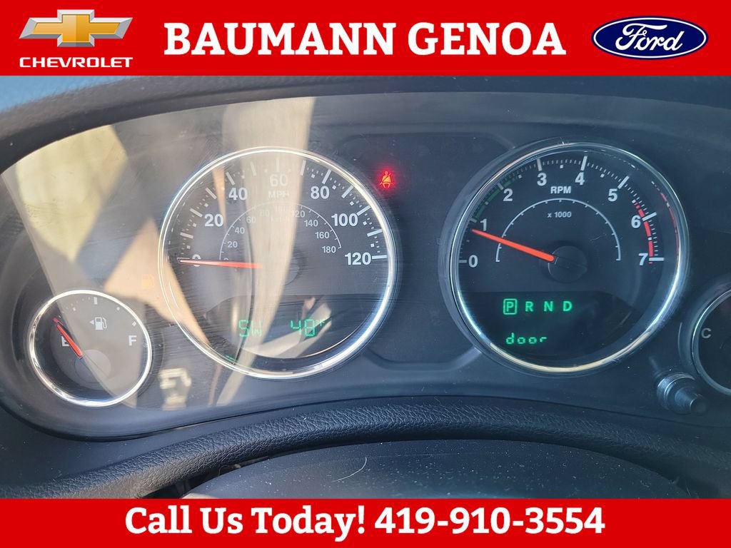 Used 2016 Jeep Wrangler Unlimited Sahara AWD/4WD image 15