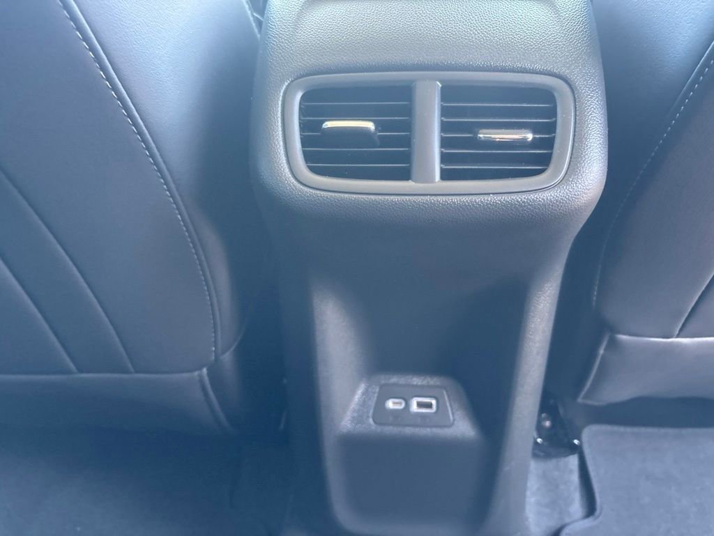 Used 2023 Buick Envision Preferred w/ Sport Touring Package AWD/4WD image 10