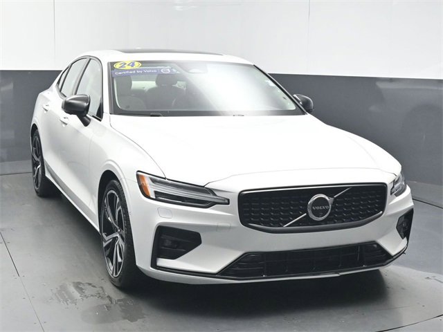 Used 2024 Volvo S60 B5 Plus w/ Climate Package image 2