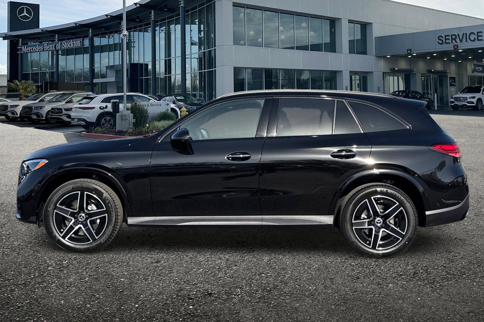 New 2026 Mercedes-Benz GLC 300 4MATIC image 7