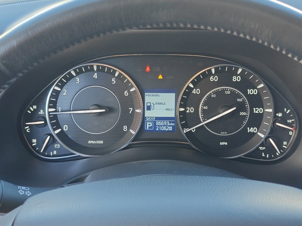 Used 2020 Nissan Armada Platinum w/ Interior Lighting Package image 13