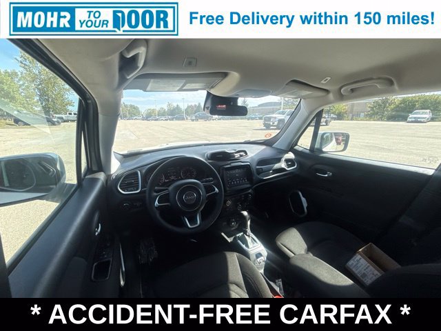 Used 2021 Jeep Renegade Latitude AWD/4WD image 33
